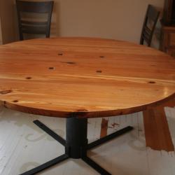 Circle wood table