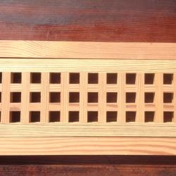 Wooden air vent with squares